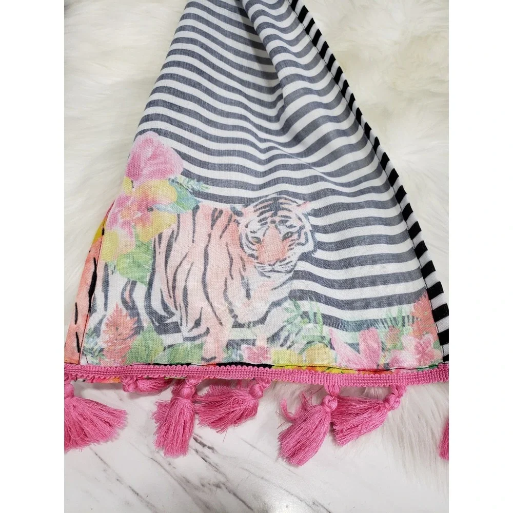 TIGER Table Runner Tassel Maximilist Floral Striped Black White Pink Decor